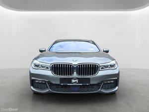 2017 BMW 740E M-SPORT AUTO. - Image 2