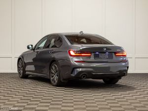 222 BMW 3-Series 318d M-Sport - Image 4