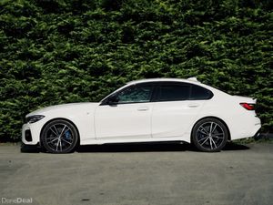 BMW 320D X-Drive M-Sport 2021- Extremely Low kms - Image 2