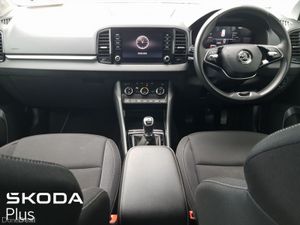 Skoda Karoq SELECTION 2.0TDI 115HP - Image 2