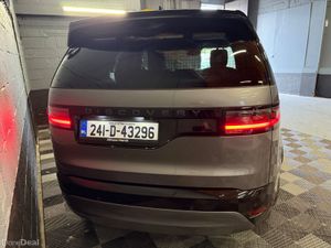 241 Land Rover Discovery 3.0D HSE 2 Seat Com / Ext - Image 4