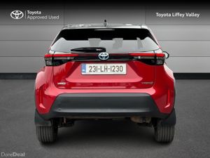Toyota Yaris Cross CROSS LUNA SPORT - Image 4