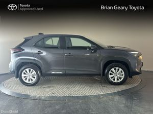 Toyota Yaris Cross HYBRID LUNA - Image 3