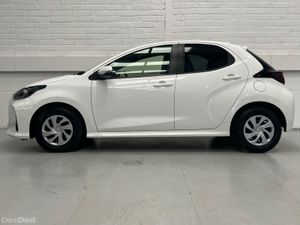 Toyota Yaris Luna 1.5 Petrol Hybrid 116Bhp Auto - Image 4