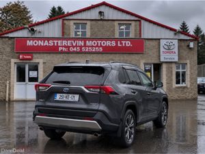 Toyota RAV4 HYBRID SOL 4DR AUTO - Image 2