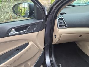 Hyundai Tucson 1.7 crdi 74k miles - Image 3