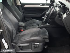 Volkswagen Passat **FLASH SALE**HIGHLINE BUSINESS - Image 4