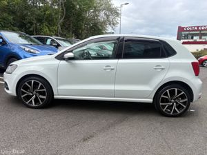Volkswagen Polo 1.2 PETROL CL AUTO - Image 4