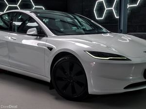 🔥 2025 Tesla Model 3 Premium Highland RWD - Image 2