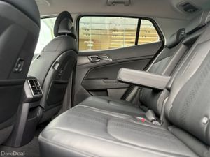Kia Sportage 1.6 K3 Plug In Hybrid - Image 4