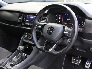 Kodiaq Sportline * 1 owner from new * High spec - Image 3