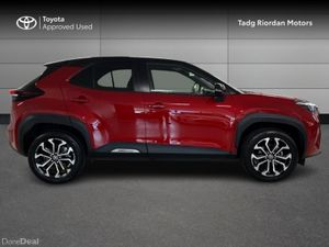 Toyota Yaris Cross LUNA SPORT - Image 3