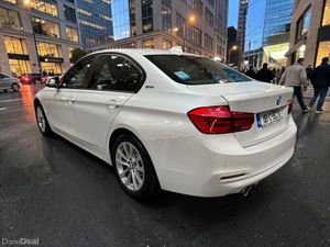 2018 BMW 3-Series 330e 2.0 Hybrid petrol Automatic - Image 4