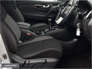 Nissan Qashqai **FLASH SALE**TINY MILEAGE**1.5 DSL - Image 4