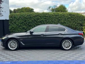 BMW 5-Series 530e LUXURY LINE 2.0 HYBRID // HERADS - Image 3