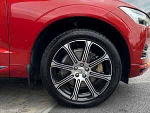 Volvo XC60 T8 (390hp) PHEV Inscription *Pan Roof* - Image 4