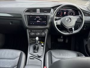 Volkswagen Tiguan 2020 VW Tiguan Highline Wine Red - Image 4