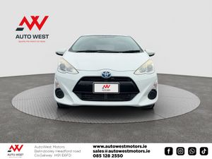 2015 Toyota Aqua Self Charging Hybrid Automatic - Image 3