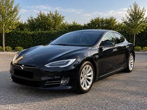 181 Tesla Model S 75 Dual Motor - Image 3