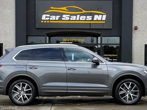 3.0 TDI V6 R-Line SUV 5dr Diesel Tiptronic 4Motion - Image 3