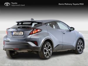 Toyota C-HR Hybrid Sport - Image 2