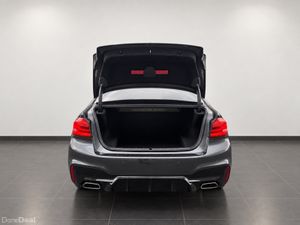 BMW 5-Series M SPORT AUTO 520 D - Image 4