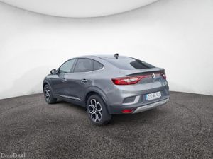 Renault Arkana TECHNO TCE 140 AUTO 5DR - Image 4
