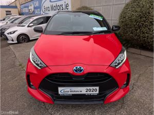 Toyota Yaris Z HYBRID AUTOMATIC 1.5 PETROL //REVER - Image 2
