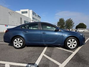 Opel Insignia 1.4 TURBO PETROL, LOW MILEAGE, GREAT - Image 4
