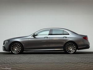 Mercedes-Benz E-Class E220D AMG LINE - Image 4