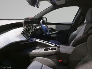 Peugeot 5008 1.2 MHEV 145bhp E-DCS6 Allure - Image 3
