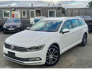Volkswagen Passat Estate TSI COMFORT LINE - Automa - Image 3