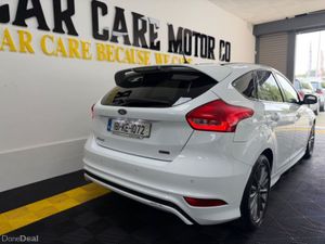 Ford Focus St-lin 1.0 Ecoboost 125PS 6SPD - Image 2