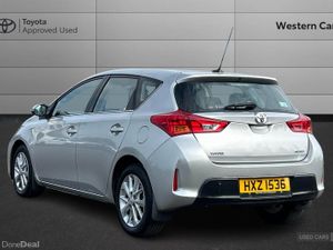 Toyota Auris 1.4 D-4D Icon Euro 5 (s/s) 5dr - Image 4