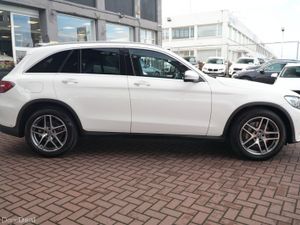 2019 MERCEDES BENZ GLC 220D - Image 3