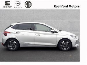 Hyundai i20 Deluxe Plus - Image 3