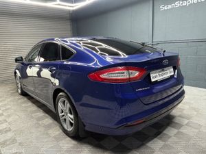Ford Mondeo TITANIUM 2.0 TD 150PS M6 4DR - Image 3