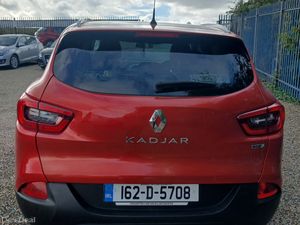 Renault Kadjar 2016 diesel mint condition - Image 4