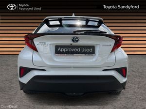 Toyota C-HR SOL TOP SPEC // HEATED LEATHER SEATS / - Image 4