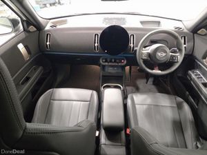 Mini Countryman U25 MINI SE ALL4 - Image 4