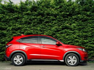 Honda Vezel Hybrid 2018 | Ultra Low Mileage - Image 4