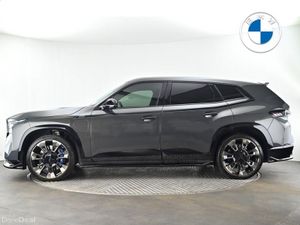 BMW XM 50e - Image 3