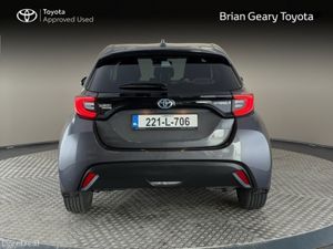 Toyota Yaris HYBRID LUNA SPORT - Image 4