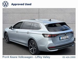 Volkswagen Passat *NEARLY NEW* BUSINESS PHEV 1.5 T - Image 3