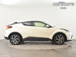 Toyota C-HR 1.8 HYBRID Auto - Image 2