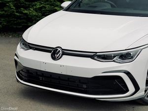 Volkswagen Golf R-Line 2024 | Premium Sporty - Image 4