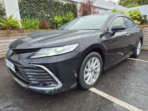 Toyota Camry 2.5 HYBRID / G PACK HIGH SPEC / LOW M - Image 3