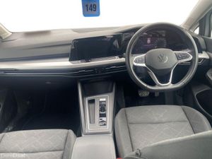 Volkswagen Golf 1.0 TSI 110HP Life - Image 2