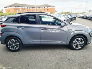 HYUNDAI KONA 64KWH PREMIUM - Image 4