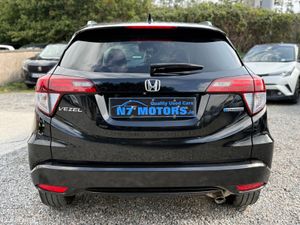 2014 Honda Vezel 1.5 HYBRID AUTO - Image 4